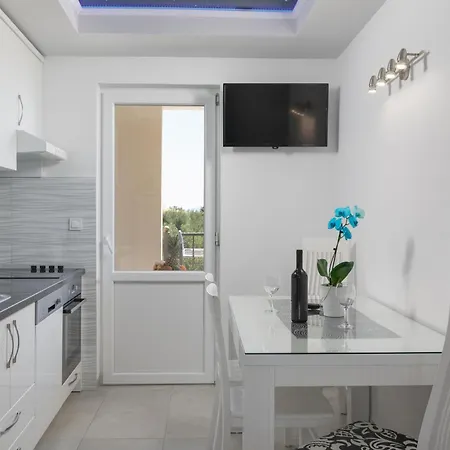 Pejic, A4 Blue, New! Apartamento